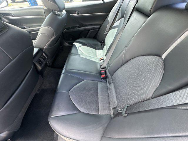 Photo of 2019 Pearl Toyota Camry