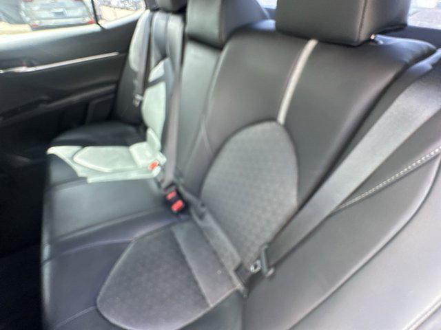 Photo of 2019 Pearl Toyota Camry