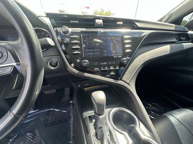 Photo of 2019 Pearl Toyota Camry