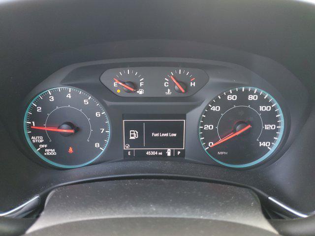 Photo of 2023 Summit White Chevrolet Equinox