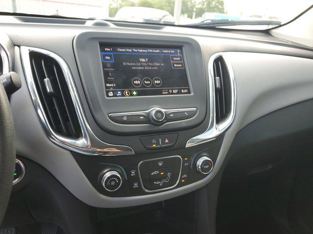 Photo of 2023 Summit White Chevrolet Equinox