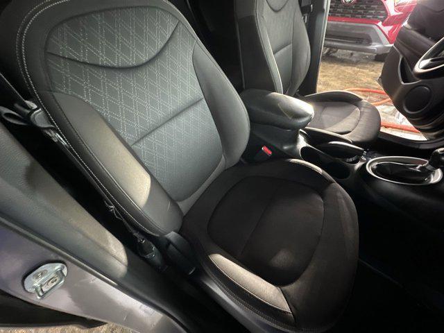 Photo of 2016 Titanium Gray Kia Soul