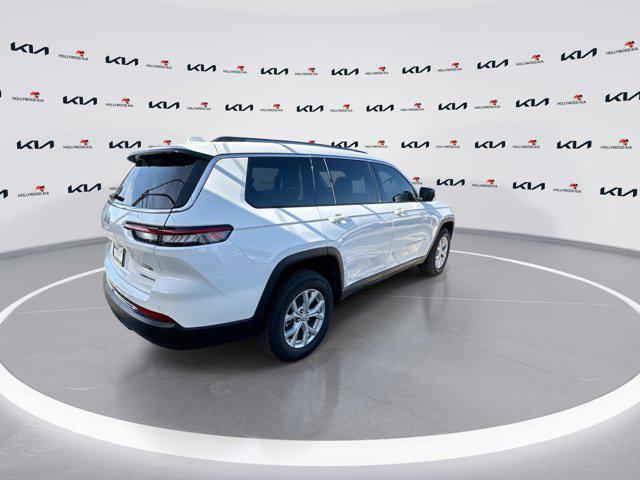 Photo of 2024 Bright White Clearcoat Jeep Grand Cherokee L