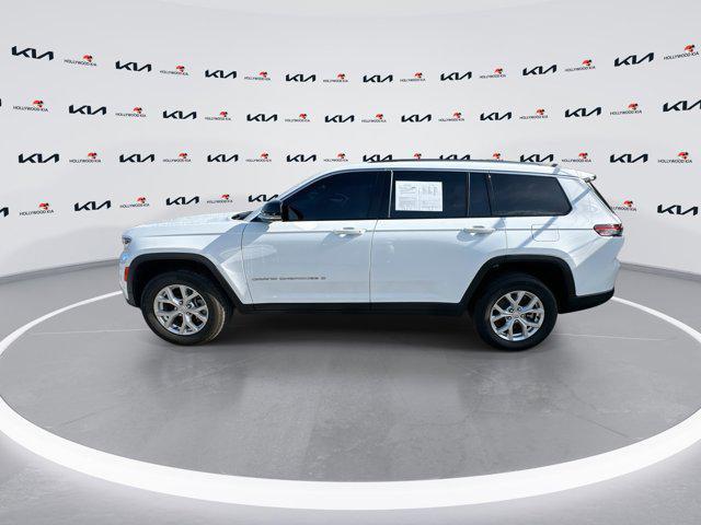 Photo of 2024 Bright White Clearcoat Jeep Grand Cherokee L
