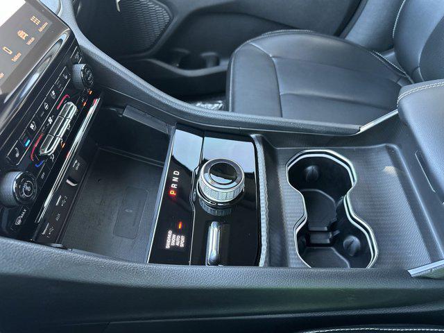 Photo of 2024 Bright White Clearcoat Jeep Grand Cherokee L