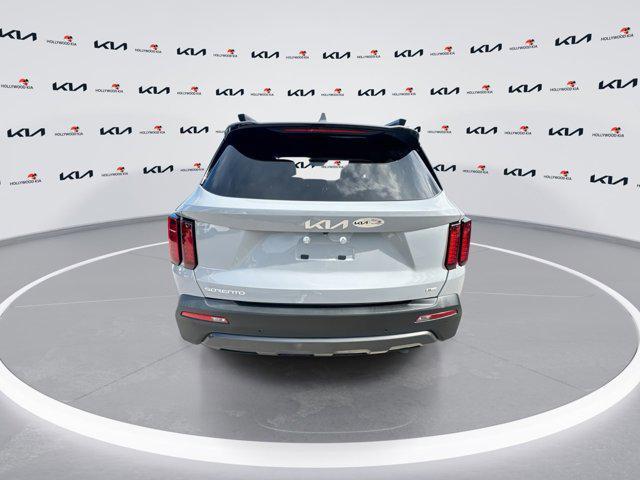 Photo of 2023 Wolf Gray Kia Sorento
