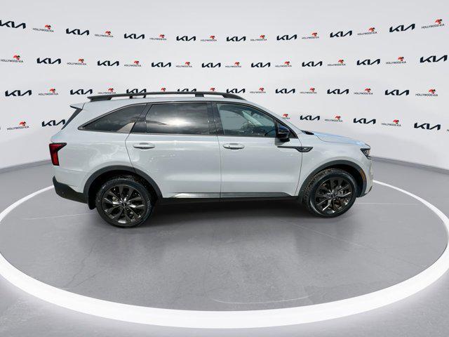 Photo of 2023 Wolf Gray Kia Sorento