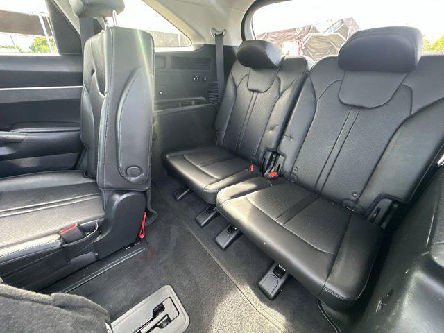 Photo of 2023 Wolf Gray Kia Sorento
