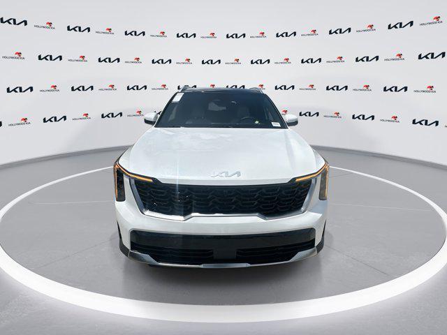 Photo of 2025 Snow White Pearl Kia Sorento Hybrid