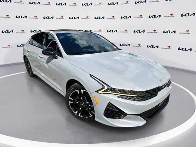 Photo of 2024 Wolf Gray Kia K5