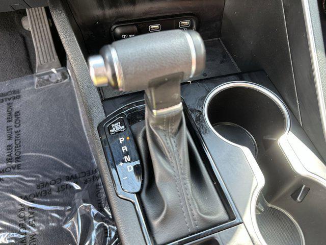 Photo of 2024 Wolf Gray Kia K5