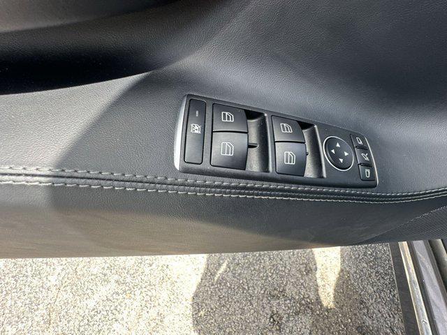 Photo of 2020 Midnight Silver Metallic Tesla Model S