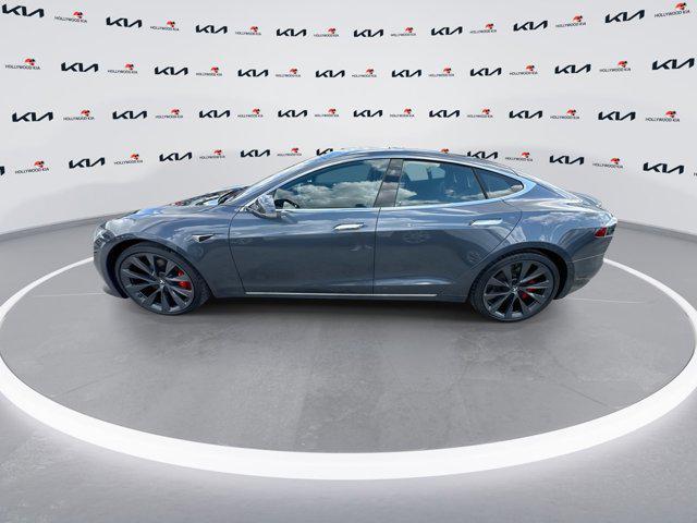 Photo of 2020 Midnight Silver Metallic Tesla Model S