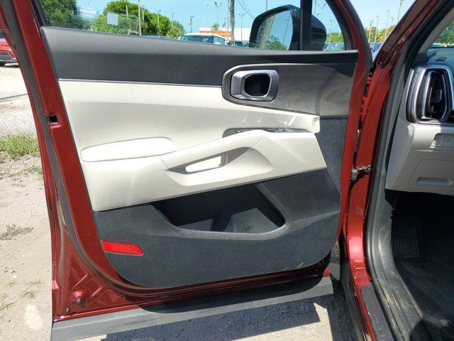 Photo of 2025 Red Kia Sorento