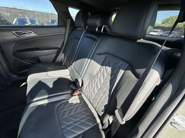 Photo of 2024 Jungle Green Kia Sportage