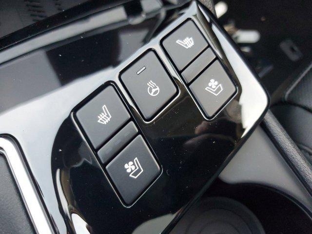 Photo of 2025 Dawning Red Kia Sportage