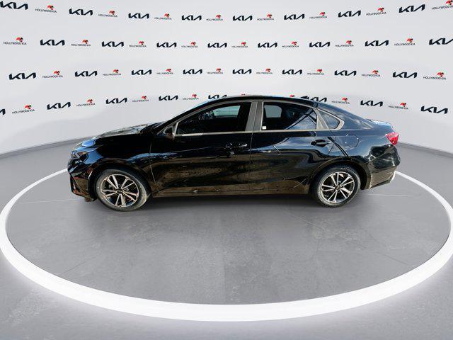 Photo of 2023 Aurora Black Kia Forte