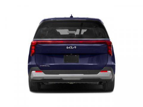 Photo of 2026 Snow White Pearl Kia Carnival