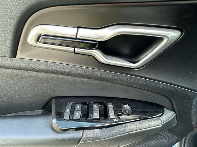 Photo of 2023 Gravity Gray Kia Sportage