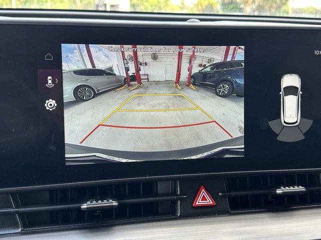 Photo of 2023 Gravity Gray Kia Sportage