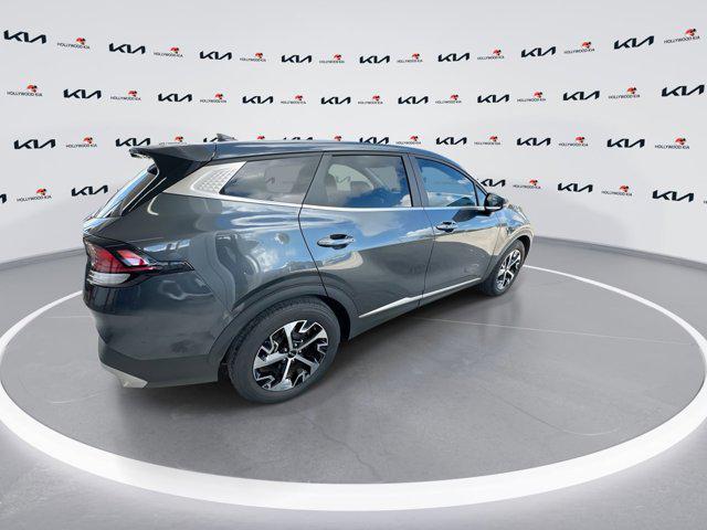 Photo of 2023 Gravity Gray Kia Sportage