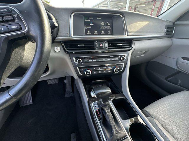 Photo of 2017 Sangria Kia Optima