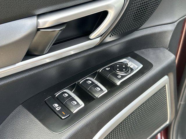 Photo of 2022 Sangria Kia Telluride