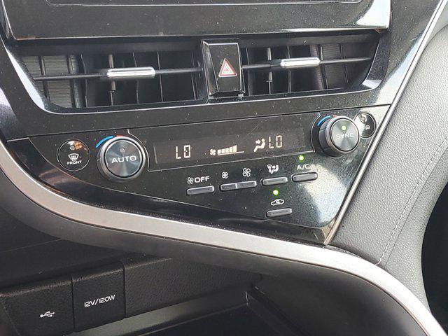 Photo of 2022 Silver Toyota Camry