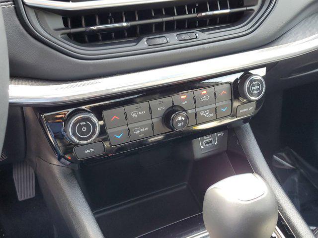 Photo of 2023 Billet Silver Metallic Clearcoat Jeep Compass