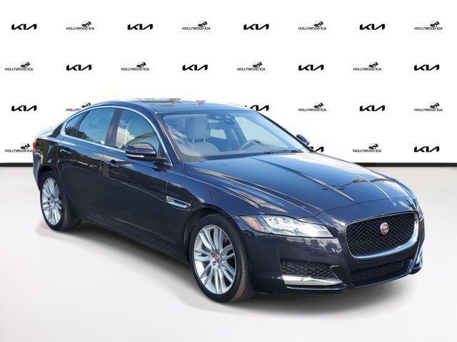 2017 Jaguar XF