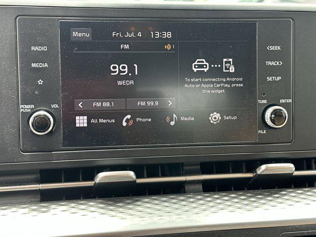 Photo of 2024 Aurora Black Pearl Kia Carnival