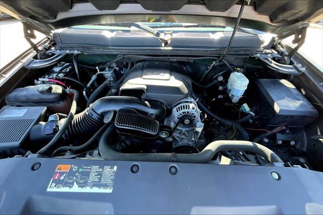 Photo of 2011 Taupe Gray Metallic Chevrolet Silverado 1500