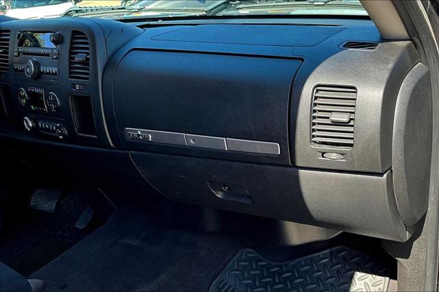 Photo of 2011 Taupe Gray Metallic Chevrolet Silverado 1500