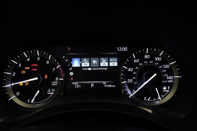 Photo of 2022 Magnetic Gray Metallic Toyota Highlander