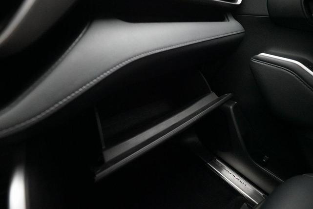 Photo of 2022 Magnetic Gray Metallic Toyota Highlander