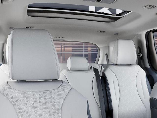 Photo of 2026 Ivory Silver Kia Carnival
