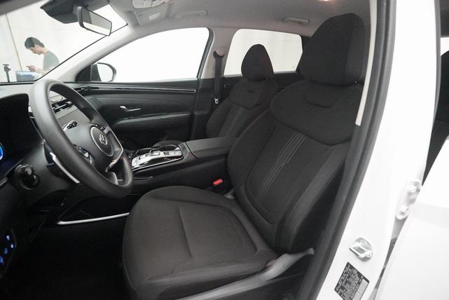 Photo of 2024 White Pearl Hyundai TUCSON Plug-In Hybrid