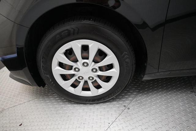 Photo of 2020 Aurora Black Pearl Kia Forte