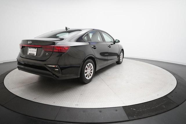 Photo of 2020 Aurora Black Pearl Kia Forte