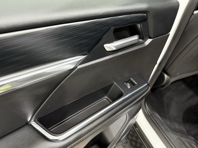 Photo of 2025 Summit White GMC Acadia