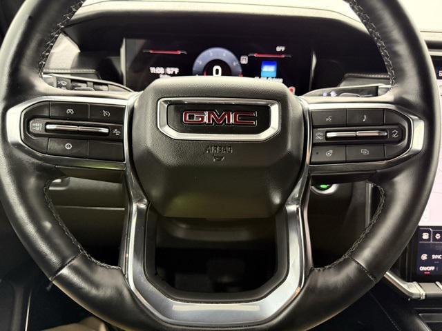 Photo of 2025 Summit White GMC Acadia
