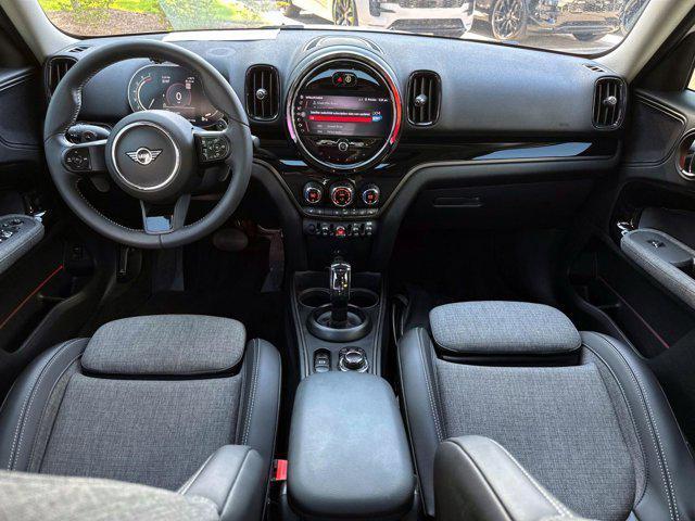 Photo of 2024 Nanuq White Metallic MINI Countryman