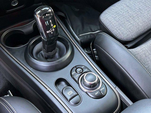 Photo of 2024 Nanuq White Metallic MINI Countryman