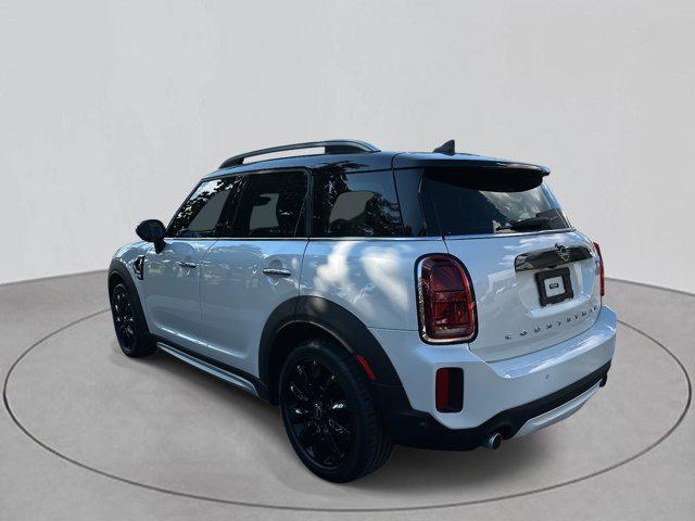 Photo of 2024 Nanuq White Metallic MINI Countryman