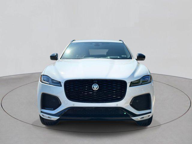 Photo of 2026 Fuji White Jaguar F-PACE