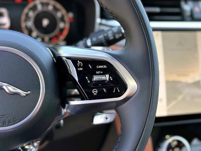 Photo of 2026 Fuji White Jaguar F-PACE