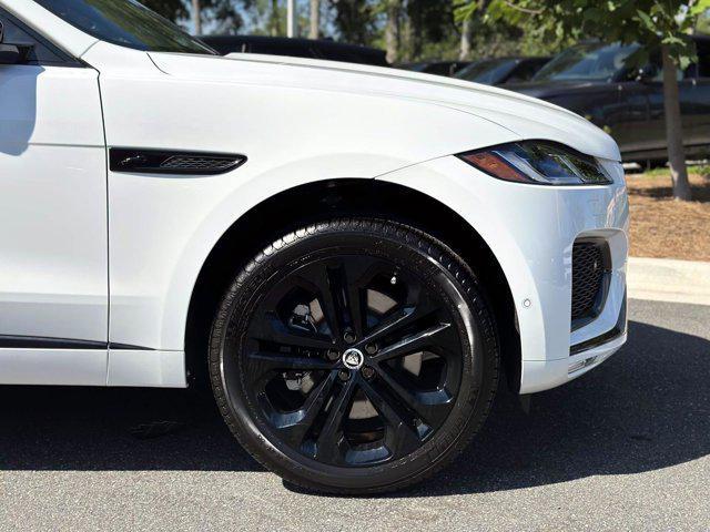 Photo of 2026 Fuji White Jaguar F-PACE