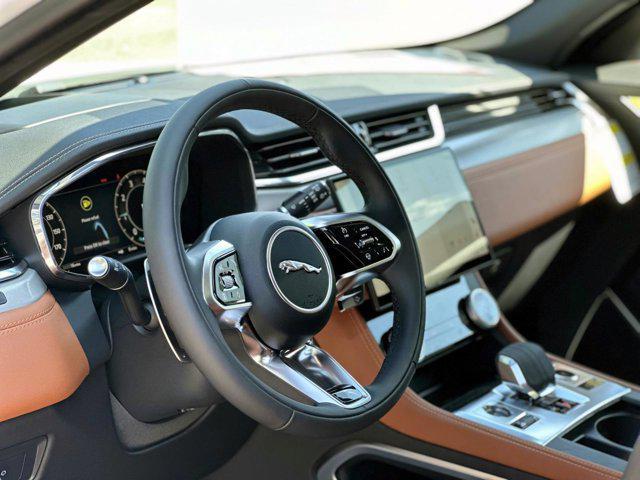 Photo of 2026 Fuji White Jaguar F-PACE