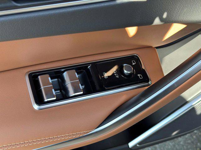 Photo of 2026 Fuji White Jaguar F-PACE