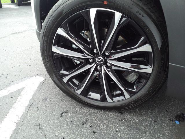 Photo of 2025 Wind Chill Pearl Mazda CX-50